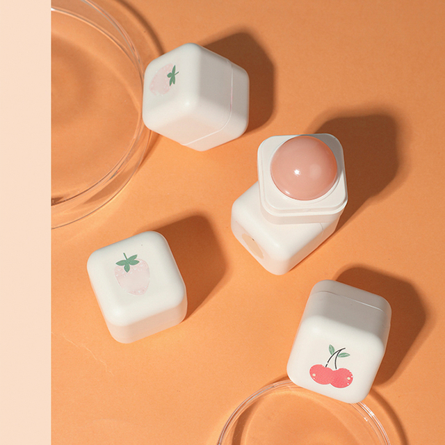 أفضل مرطب شفاه لطيف من العلامة التجارية الخاصة 